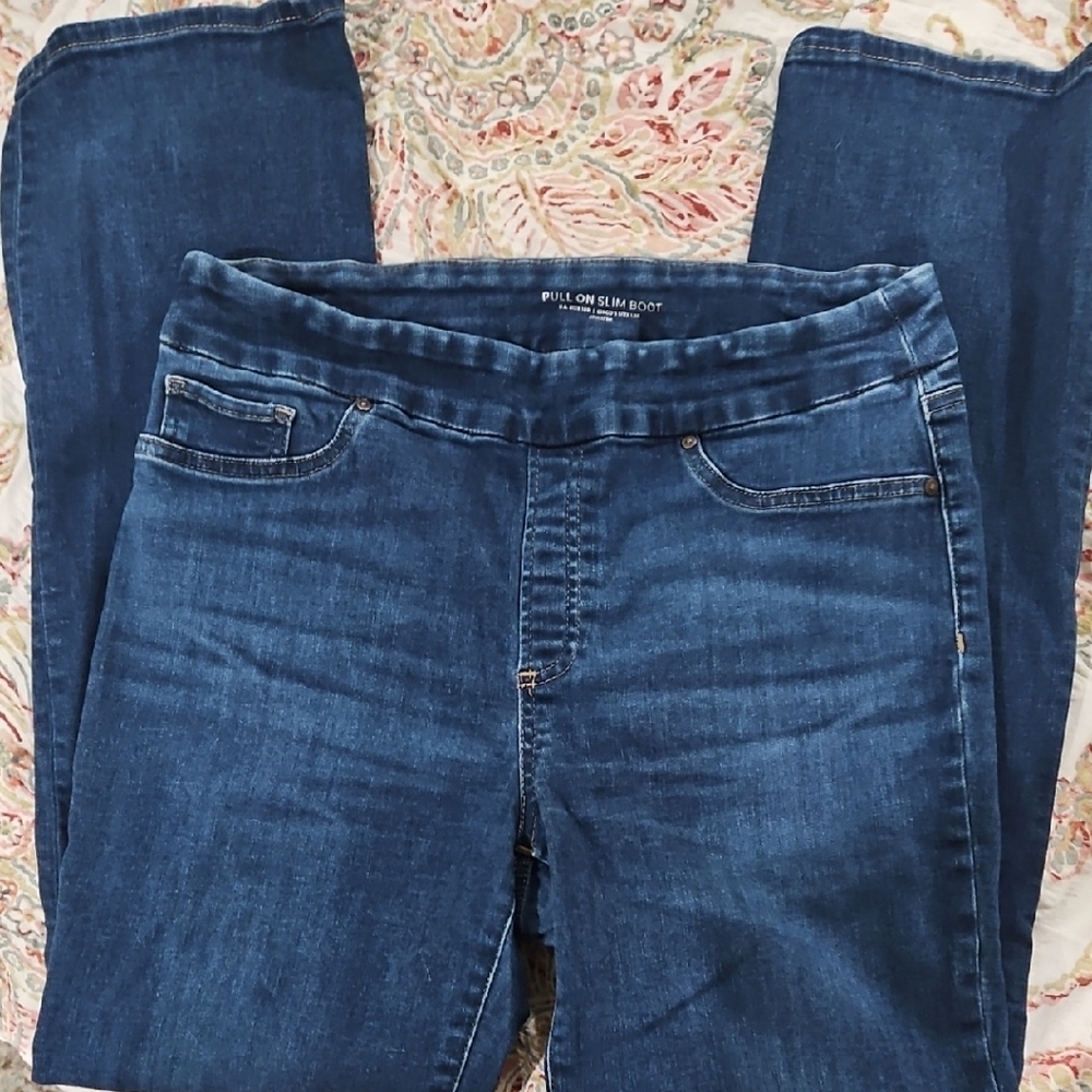 Chicos Women's Blue Pull-On Slim Boot Jeans Size 10R. Chicos Size 1.5R